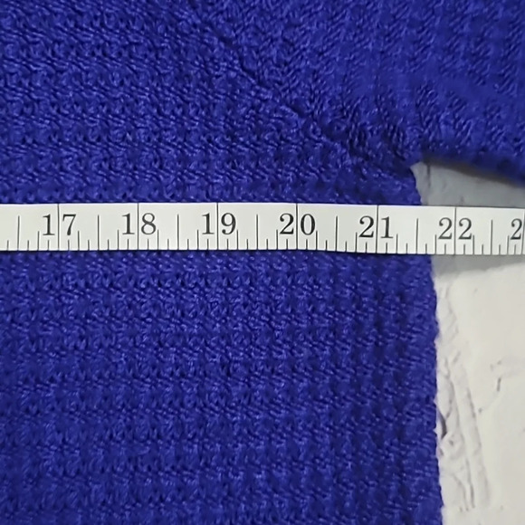 Chico's Woolen 3/4 Sleeve Royal Blue Wool Blend Granny Cardigan Sweater - Picture 8 of 13